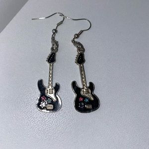 Guitar earrings